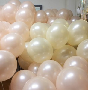 結婚式バルーン準備