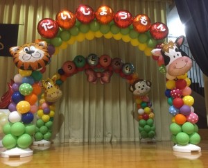 入退場門バルーンアーチ