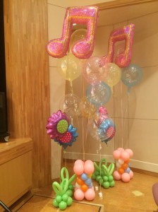 音符とフラワーバルーンブーケ